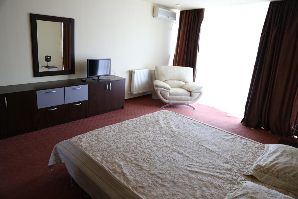 Hotel Florida มามายา ภายนอก รูปภาพ
