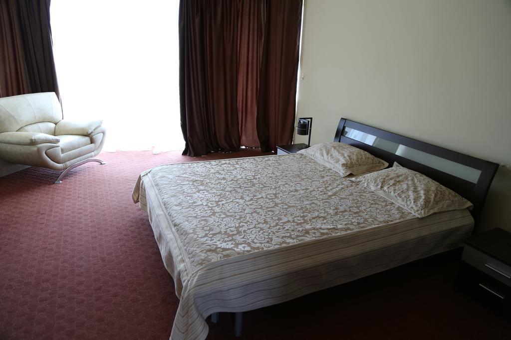 Hotel Florida มามายา ภายนอก รูปภาพ
