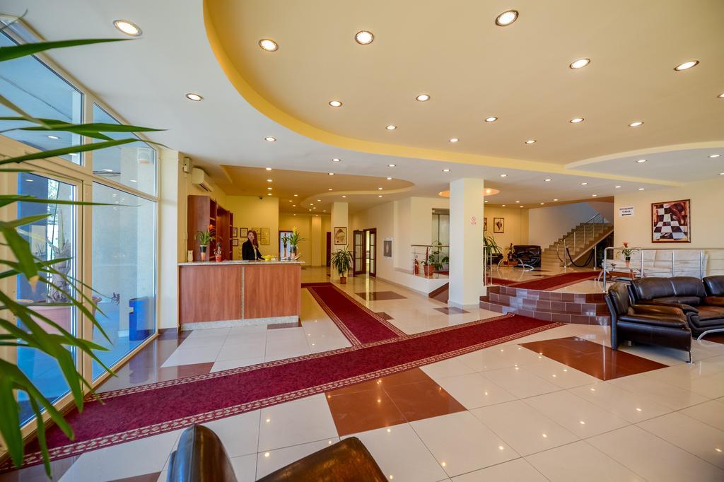 Hotel Florida มามายา ภายนอก รูปภาพ