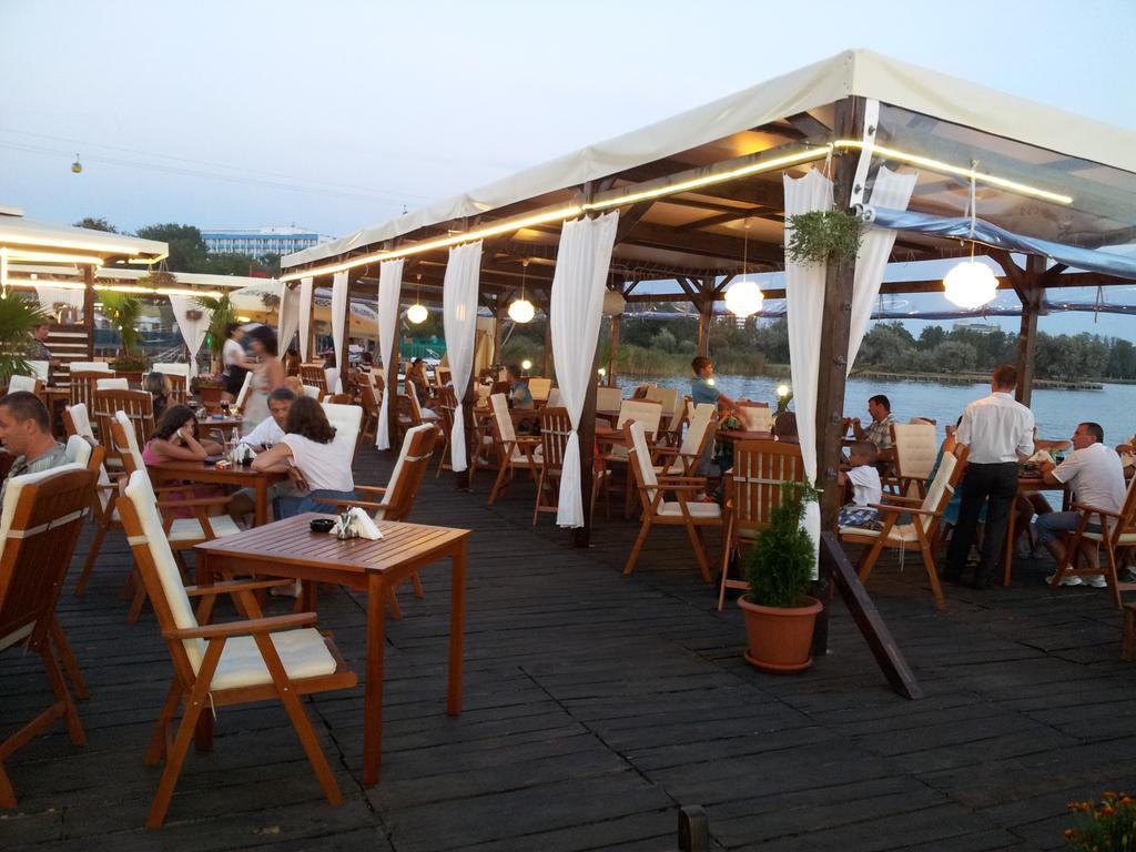 Hotel Florida มามายา ภายนอก รูปภาพ